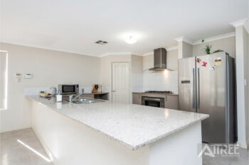 Listing image for 10 Solander Street, Harrisdale  WA  6112