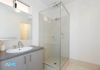 Listing image for 44 Middle Parkway, Canning Vale  WA  6155