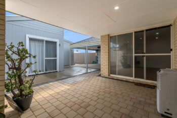 Listing image for 6 Grandis Bend, Southern River  WA  6110