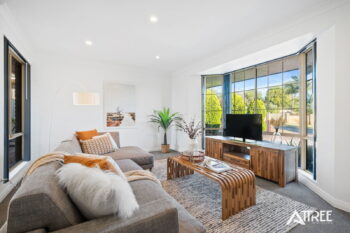 Listing image for 4 Ferntree Close, Thornlie  WA  6108