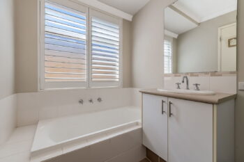 Listing image for 20 Amalfi Way, Canning Vale  WA  6155