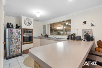 Listing image for 12 Embassy Court, Thornlie  WA  6108