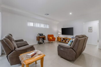 Listing image for 8 Langer Crescent, Champion Lakes  WA  6111