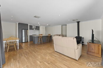 Listing image for 7 Lapwing Approach, Harrisdale  WA  6112