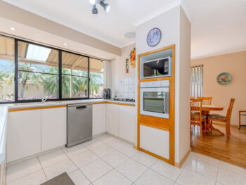 Listing image for 9 Brookside Square, Canning Vale  WA  6155