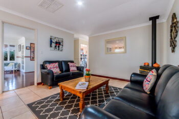 Listing image for 29 Fairfield Gardens, Canning Vale  WA  6155