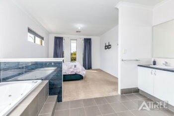 Listing image for 21 Fairweather Drive, Piara Waters  WA  6112