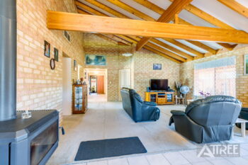 Listing image for 215 Station Street, East Cannington  WA  6107