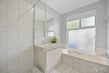 Listing image for 33 Hartwell Parade, Jandakot  WA  6164