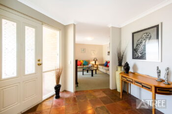 Listing image for 11 The Crest, Canning Vale  WA  6155