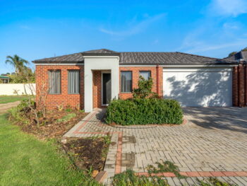 Listing image for 2/13 Manning Avenue, Gosnells  WA  6110