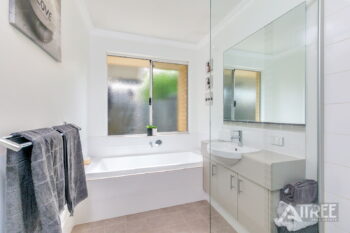 Listing image for 9 Kaliman Bend, Harrisdale  WA  6112