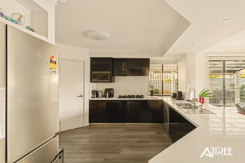 Listing image for 4 Illawarra Crescent, Canning Vale  WA  6155