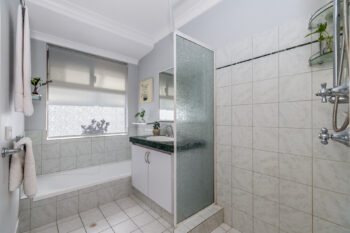 Listing image for 20 Lucas Loop, Canning Vale  WA  6155