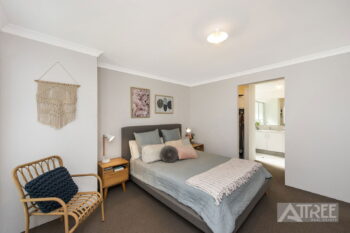 Listing image for 5 Claymore Place, Piara Waters  WA  6112