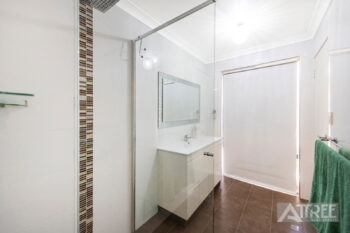 Listing image for 5 Morton Loop, Canning Vale  WA  6155