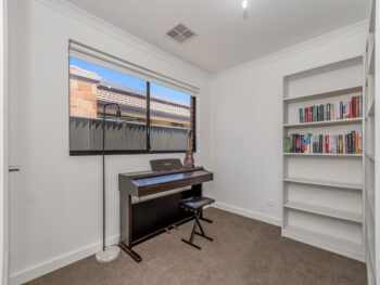 Listing image for 25 Homebush Way, Harrisdale  WA  6112