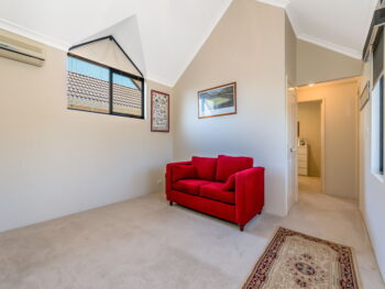 Listing image for 2 Hidcote Nook, Canning Vale  WA  6155