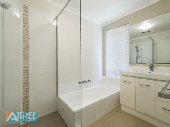 Listing image for 45 Discovery Drive, Thornlie  WA  6108