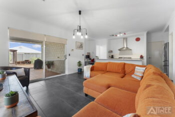 Listing image for 21 Windcrest Way, Meadow Springs  WA  6210