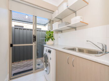 Listing image for 8 Olsen Bend, Harrisdale  WA  6112