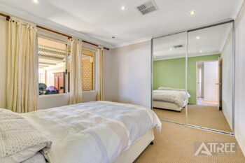 Listing image for 5 Berkeley Loop, Piara Waters  WA  6112