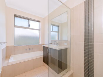 Listing image for 7 Leroy Way, Piara Waters  WA  6112