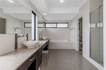 Listing image for 10 Hillview Place, Thornlie  WA  6108