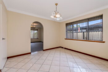 Listing image for 21 Currawong Way, Thornlie  WA  6108