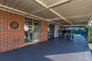 Listing image for 28 Honeyeater Retreat, Brookdale  WA  6112