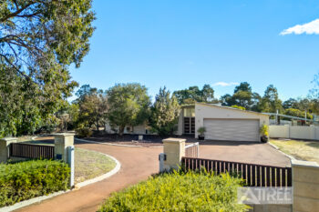 Listing image for 135 Bruns Drive, Darling Downs  WA  6122