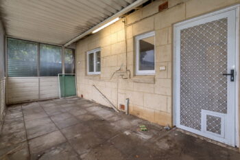 Listing image for 27 Connemara Drive, Thornlie  WA  6108