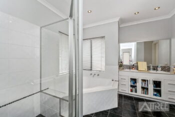 Listing image for 11 Churchill Green, Canning Vale  WA  6155