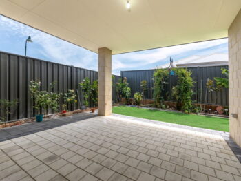 Listing image for 11 Woodloes Street, Piara Waters  WA  6112