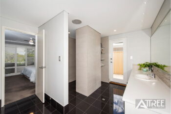 Listing image for 84 Castlewood Parkway, Southern River  WA  6110