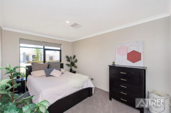 Listing image for 29 Nesbit Drive, Haynes  WA  6112