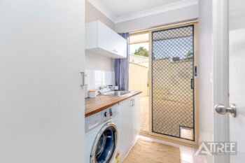 Listing image for 15B Embassy Court, Thornlie  WA  6108