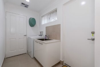 Listing image for 8 Langer Crescent, Champion Lakes  WA  6111