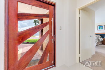 Listing image for 10 Whitehorse Drive, Harrisdale  WA  6112