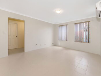 Listing image for 1/35 Barfield Road, Hammond Park  WA  6164