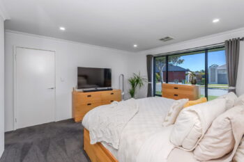 Listing image for 16 Mandalup Road, Haynes  WA  6112