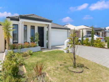 Listing image for 33 Portsmouth Way, Harrisdale  WA  6112