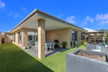 Listing image for 8 Hayford Road, Haynes  WA  6112