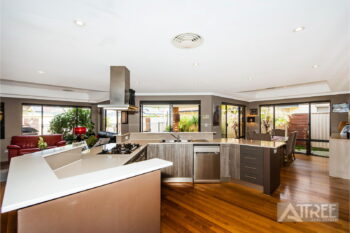 Listing image for 7 Carran Lane, Canning Vale  WA  6155