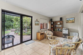 Listing image for 93 Thornlie Avenue, Thornlie  WA  6108