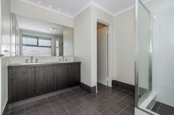 Listing image for 185 Castlewood Parkway, Southern River  WA  6110