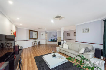 Listing image for 17 Pinewood Walk, Canning Vale  WA  6155