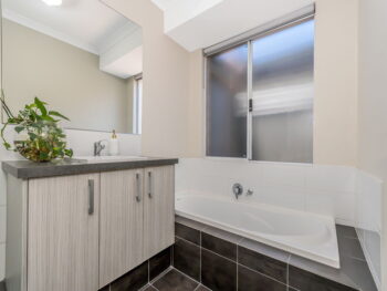 Listing image for 7 Gleeson Way, Harrisdale  WA  6112