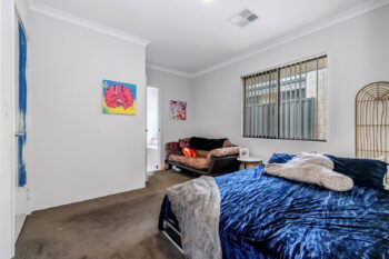 Listing image for 5 Mandalup Road, Haynes  WA  6112