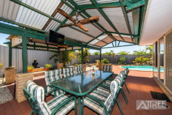 Listing image for 11 The Crest, Canning Vale  WA  6155